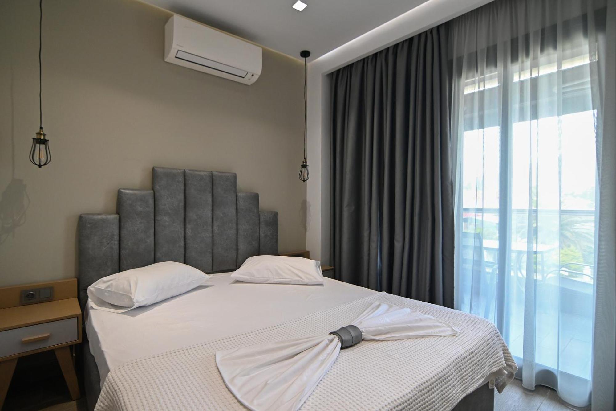 Amalia Rooms Sea View Nea Vrasna Ngoại thất bức ảnh
