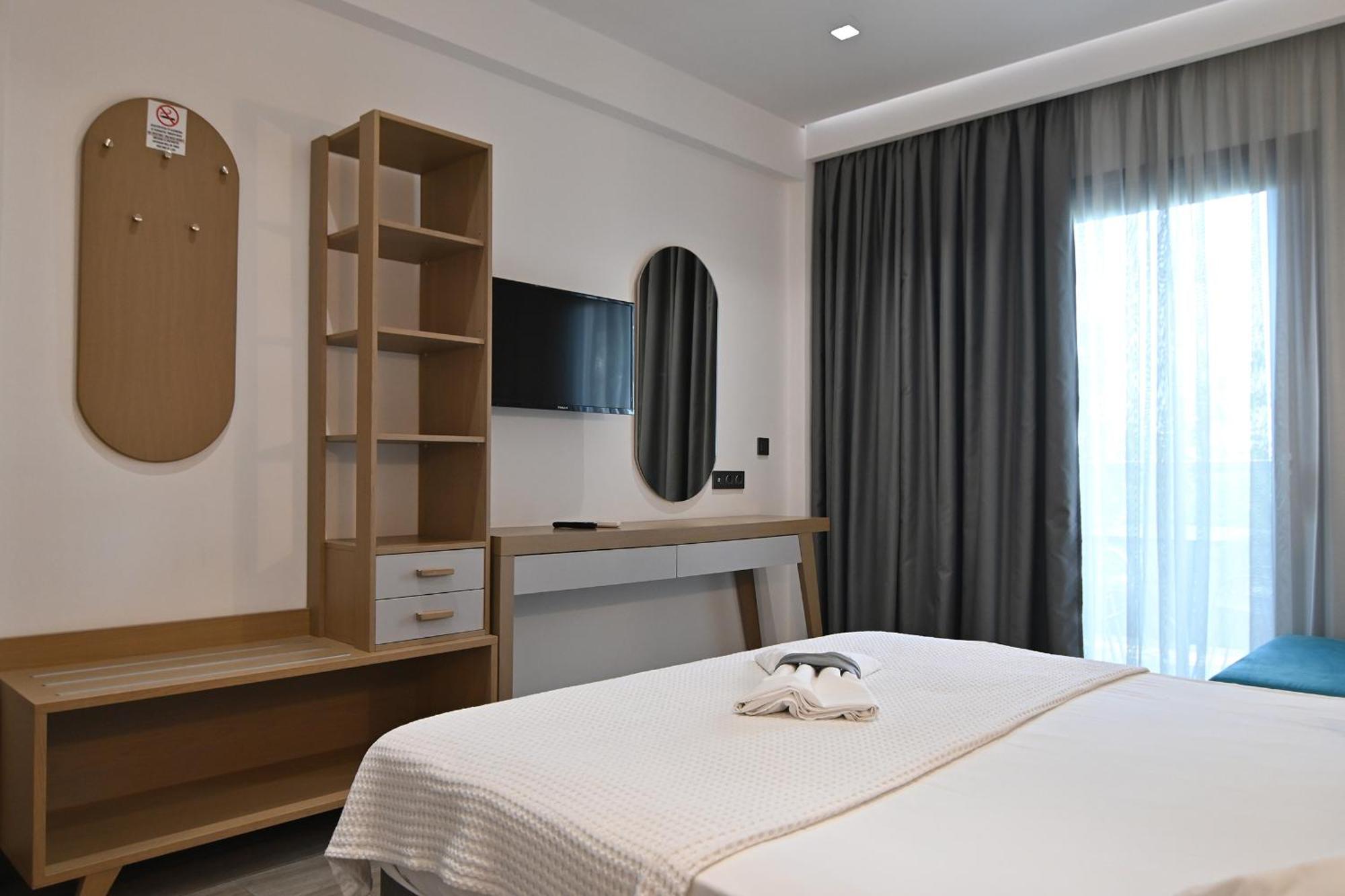 Amalia Rooms Sea View Nea Vrasna Ngoại thất bức ảnh