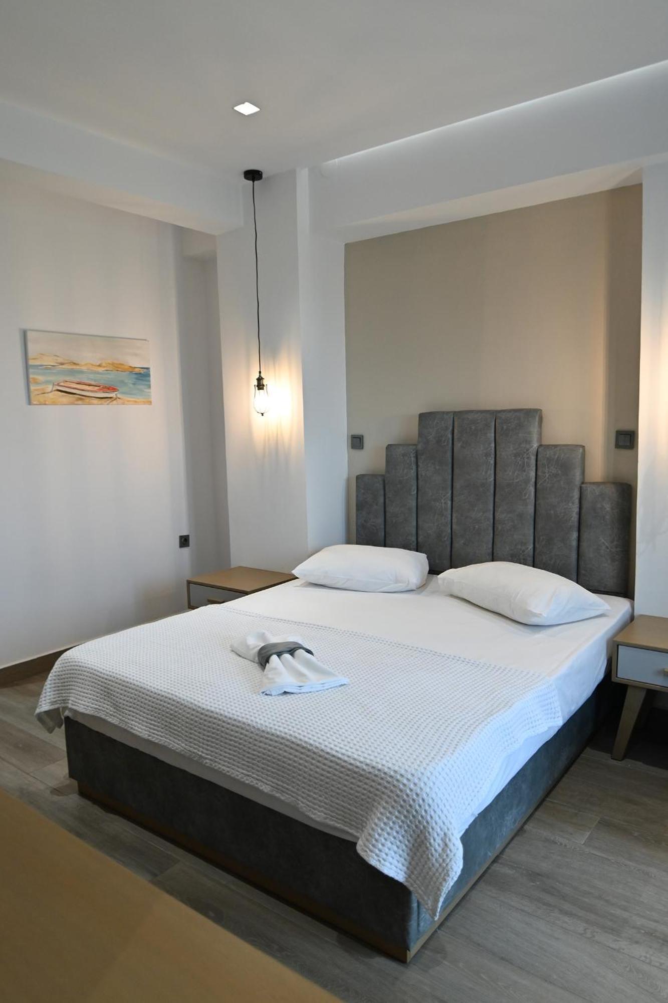 Amalia Rooms Sea View Nea Vrasna Ngoại thất bức ảnh