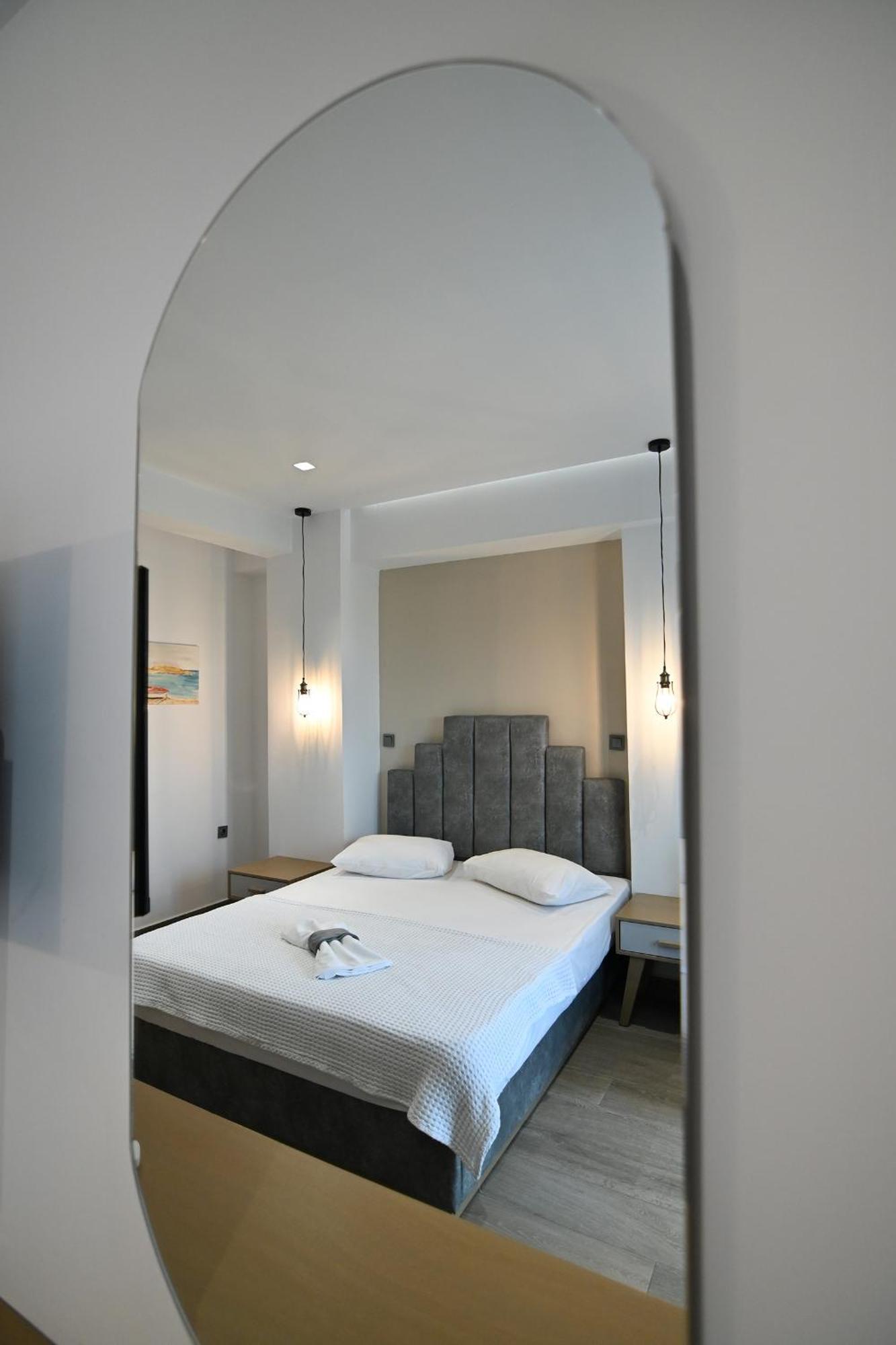 Amalia Rooms Sea View Nea Vrasna Ngoại thất bức ảnh