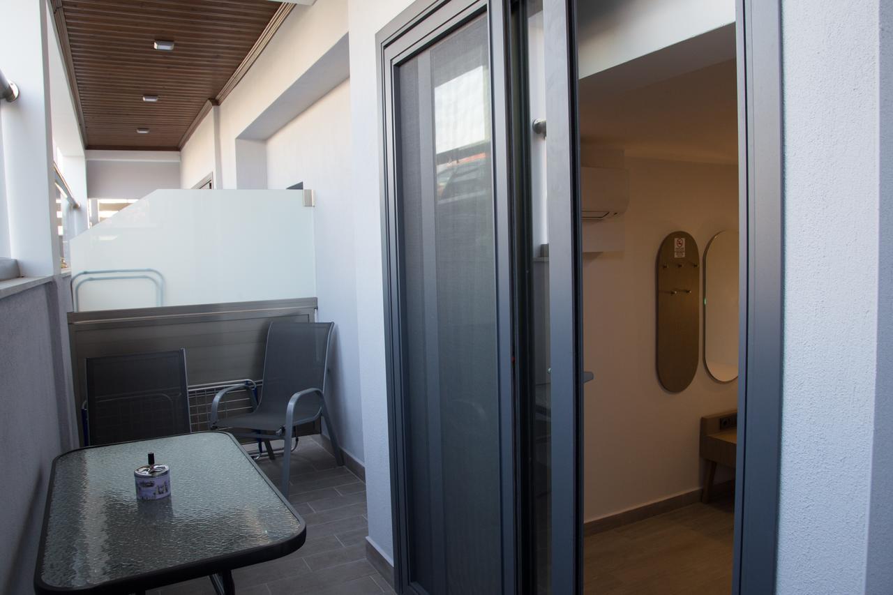 Amalia Rooms Sea View Nea Vrasna Ngoại thất bức ảnh