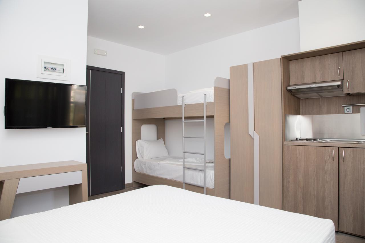 Amalia Rooms Sea View Nea Vrasna Ngoại thất bức ảnh